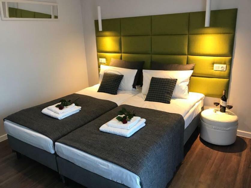 Apartment Premium - Chopin Airport